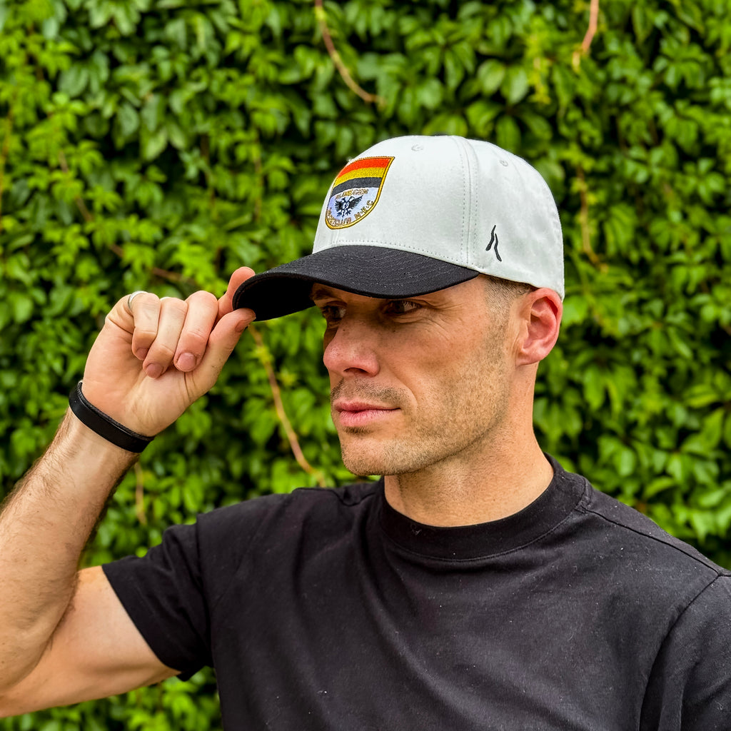 N.E.C. Nijmegen x Athletic Twelve baseball cap · Off-white & black