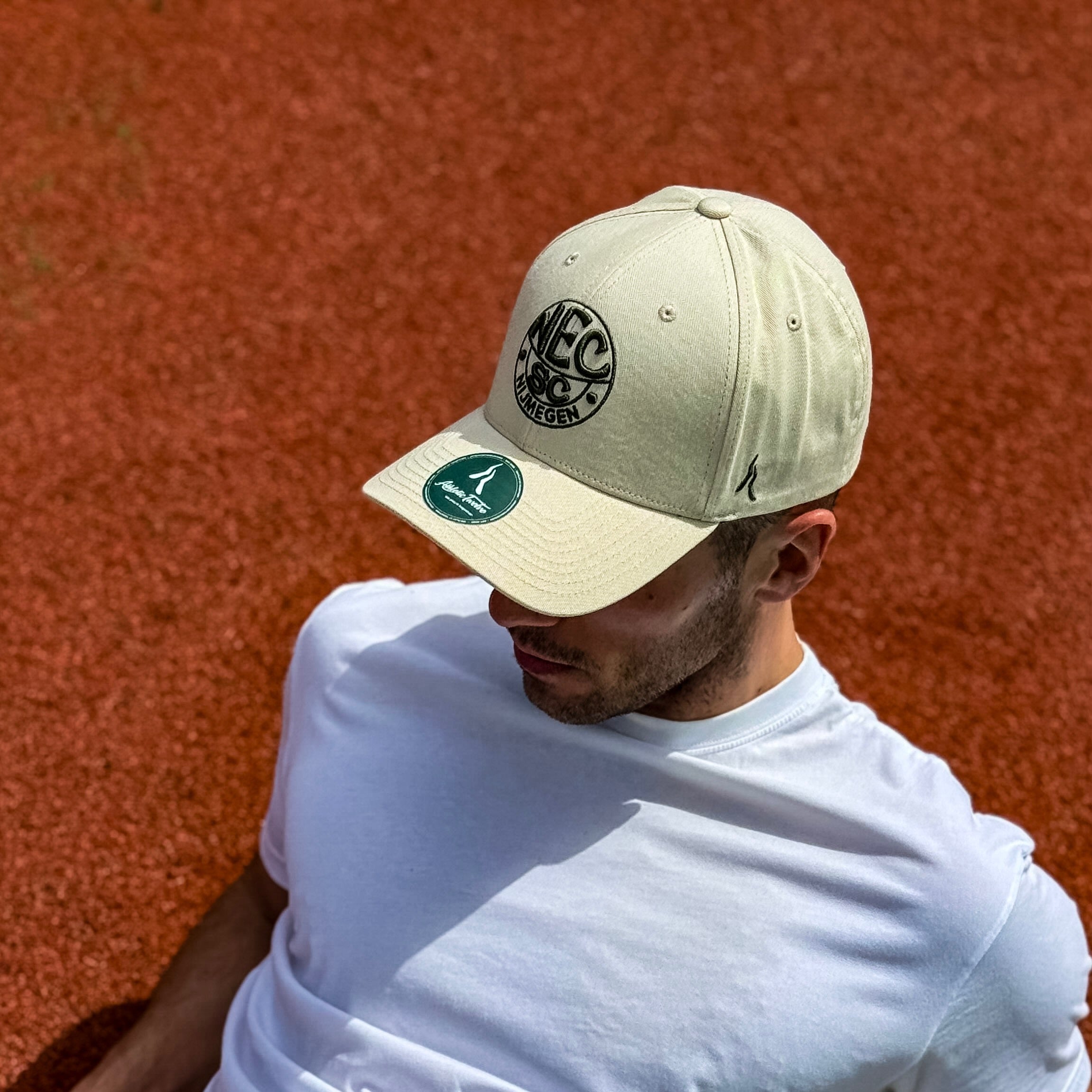 N.E.C. Nijmegen x Athletic Twelve baseball cap · Cream